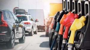 Gobierno congela precios de los combustibles