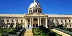 Poder Ejecutivo elimina restricción de edad para licencias de conducir