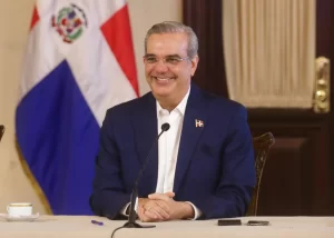Abinader promulga modificaciones al Código Penal y crea comisión para su seguimiento antes de su entrada en vigor