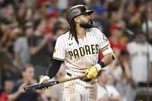 Fernando Tatis Jr. pega HR e impulsa a Padres a vencer 7-2 a Astros