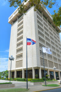 REPúBLICA DOMINICANA:  APRECIACIÓN, Fundamentos de mercado y RESILIENCIA cambiaria EN EL NUEVO ENTORNO INTERNACIONAL