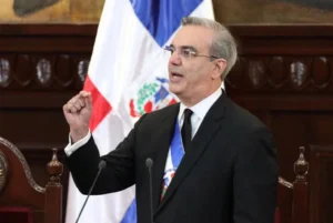 Presidente Abinader promulga Ley de medidas pro-crecimiento económico y mitigación de la crisis internacional