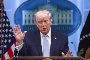 Trump se niega a detener el desarrollo de la IA: el nuevo conflicto entre demócratas y republicanos