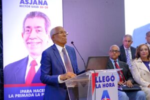 Candidato a decano Facultad de Humanidades UASD Francisco Acosta, realiza multitudinario cierre de campaña
