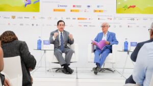 La Embajada de la República Dominicana en España clausura con broche de oro su programa cultural en la Feria del Libro de Madrid con un panel sobre los movimientos literarios dominicanos del siglo XX