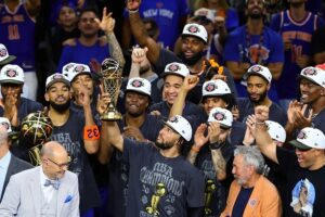 Los New York Knicks se proclaman campeones de la NBA por primera vez en 53 años tras imponerse frente a los Spurs