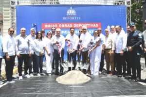 Ministros Kelvin Cruz y Andrés Bautista anuncian obras deportivas en Espaillat con una inversión de RD$415 millones