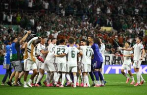 México golea 3-0 a República Checa y cierra la fase de grupos con una campaña perfecta