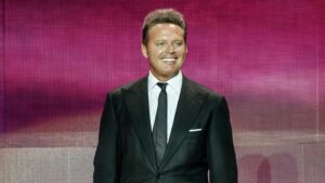 Luis Miguel está hospitalizado en Nueva York tras operación de corazón