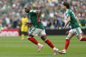 México debuta con triunfo 2-0 ante Sudáfrica en el inicio del Mundial 2026