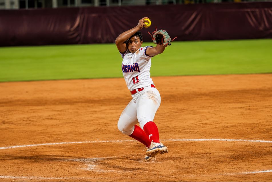 ¡Garra en el softbol, tropiezo en el fútbol! Así le fue a RD en Santo Domingo 2026
