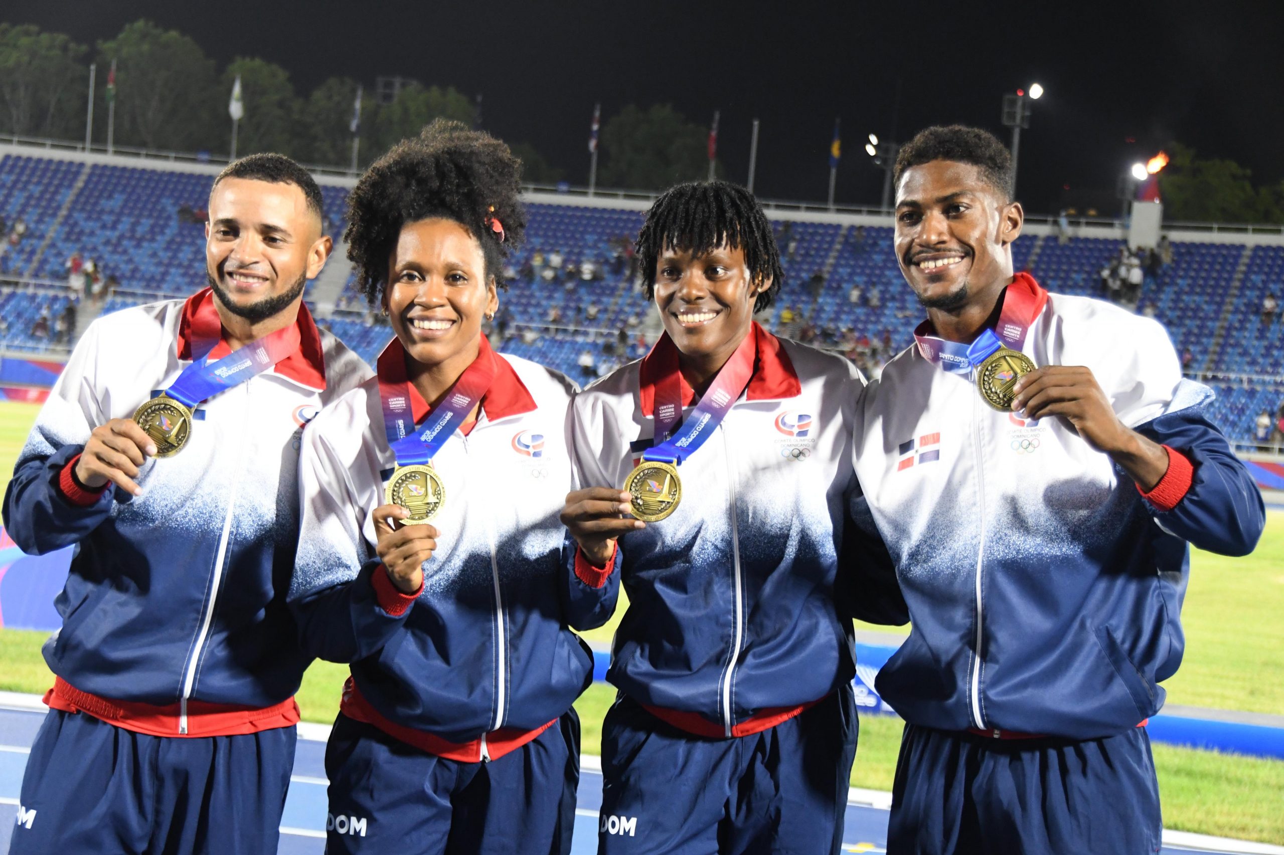 Cuarteta mixta 4×400 establece nuevo récord Centroamericano y del Caribe
