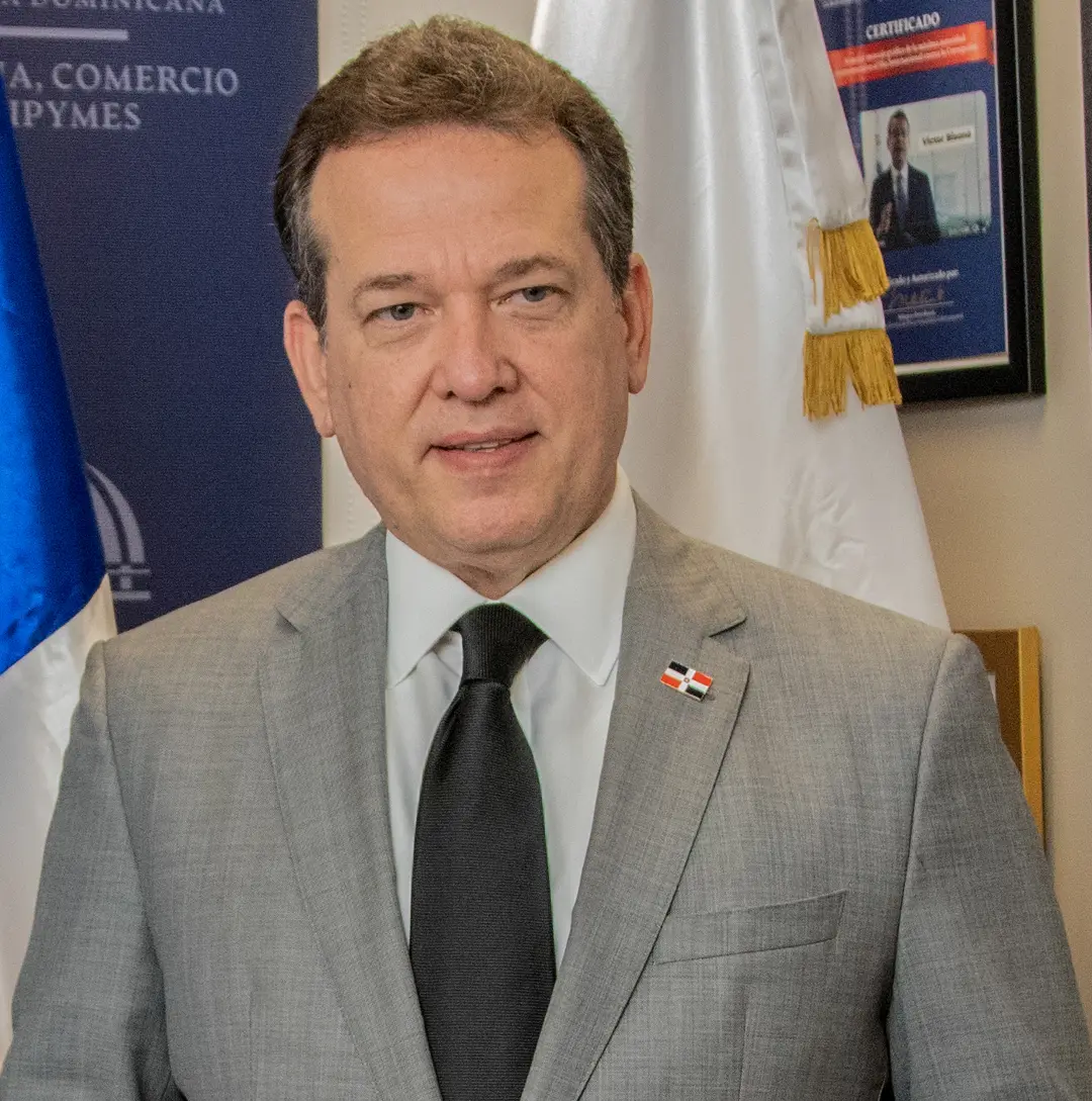 Abinader designa a Víctor Ito Bisonó como canciller y realiza nuevos cambios en el tren gubernamental