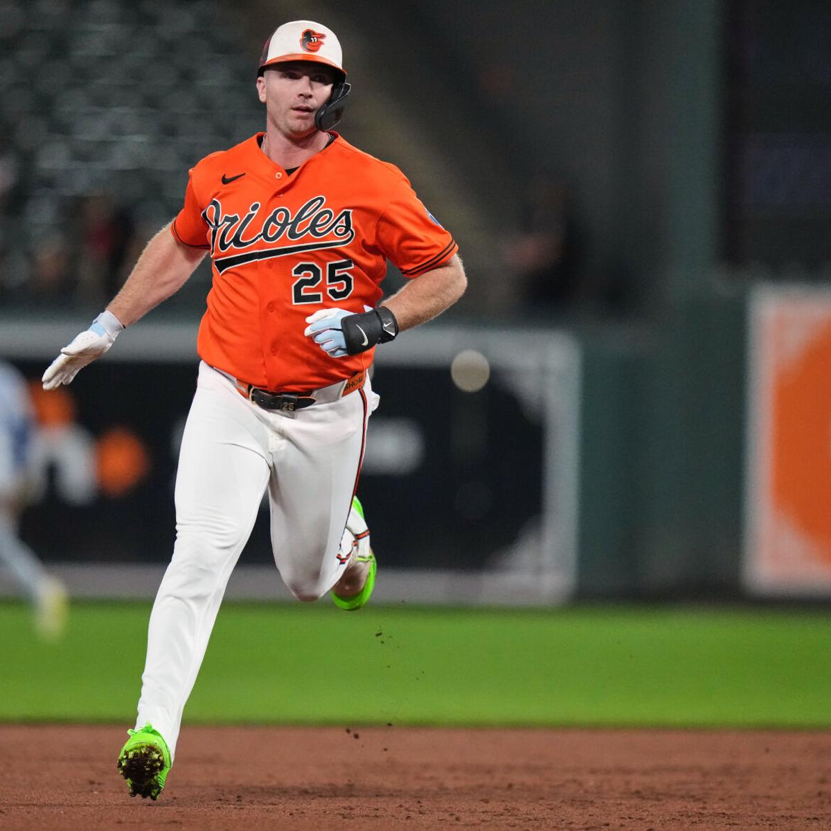 Alonso pega 2 jonrones y llega a 40 Orioles vencen 4-3 a Azulejos