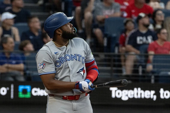 Guerrero Jr. pega HR y remolca en paliza de Azulejos 11-0 sobre Guardianes